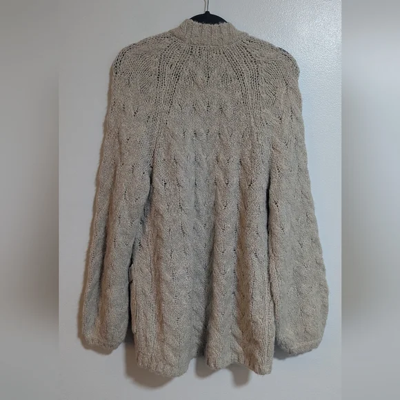 Abercrombie & Fitch Wool Blend Tan Oversized Open Front Cardigan Sweater Small - Picture 2 of 8